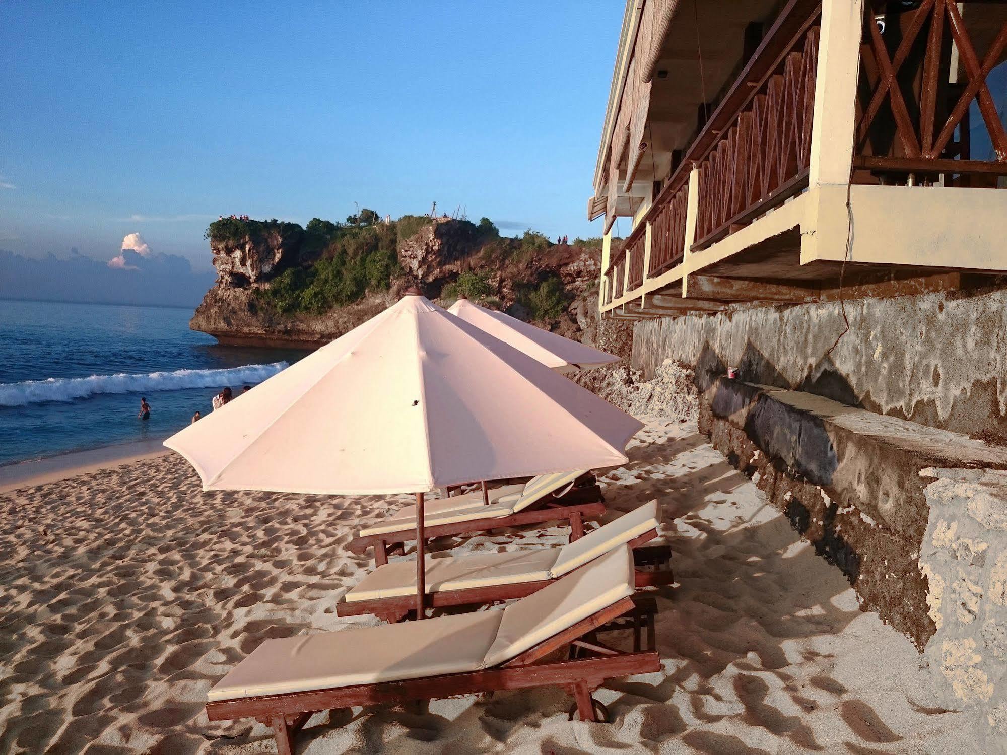 Balangan Paradise Hostel And Restaurant Джимбаран Екстер'єр фото